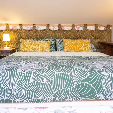 Couette-café Anastagi 3*